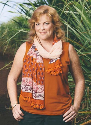 Best-selling mystery author at Maui Barnes & Noble